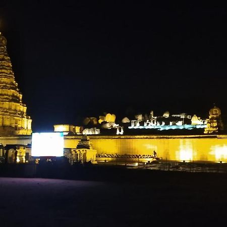 Funky Monkey Home Stay Hampi Exterior foto