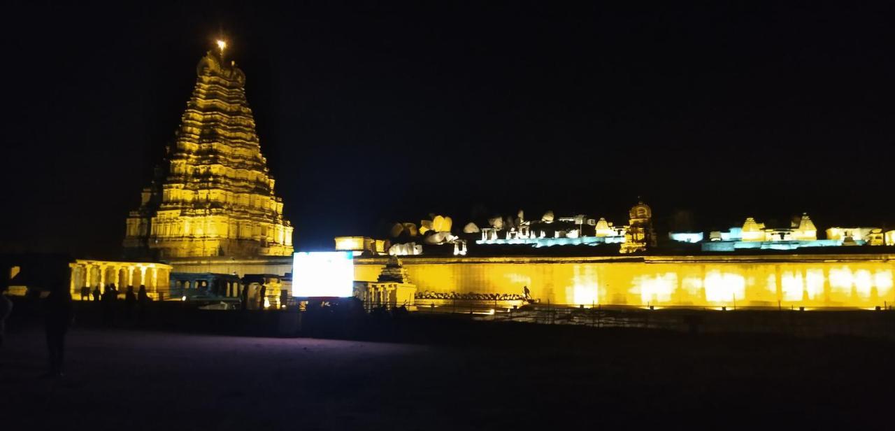 Funky Monkey Home Stay Hampi Exterior foto
